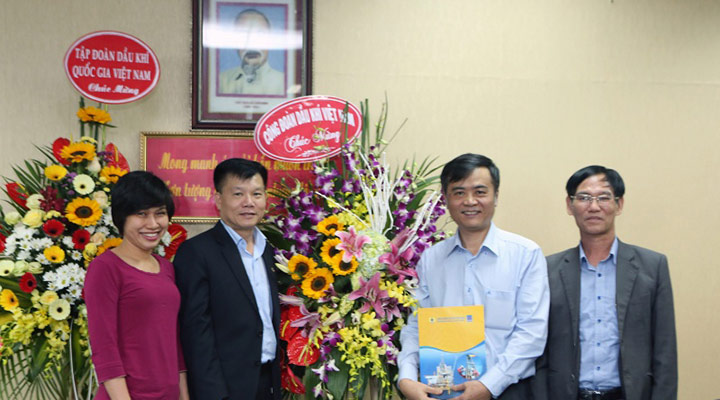 Lãnh đạo Công đoàn Dầu khí Việt Nam chúc mừng Báo Năng lượng Mới- Petrotimes